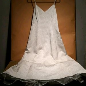 Niki Livas gown, prom dress, night out.